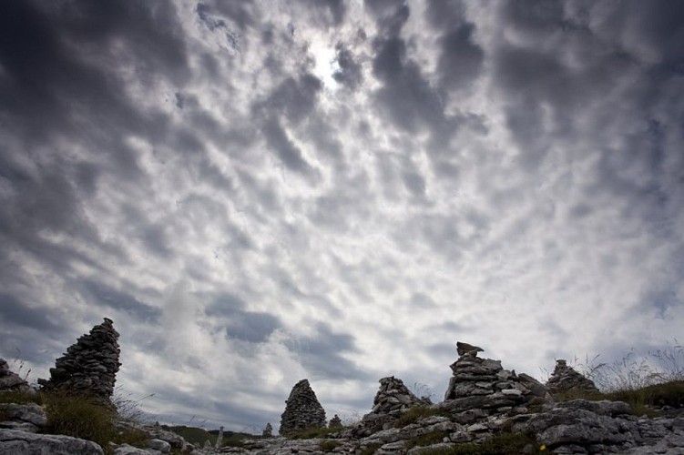 The Gagères via the Chau pass