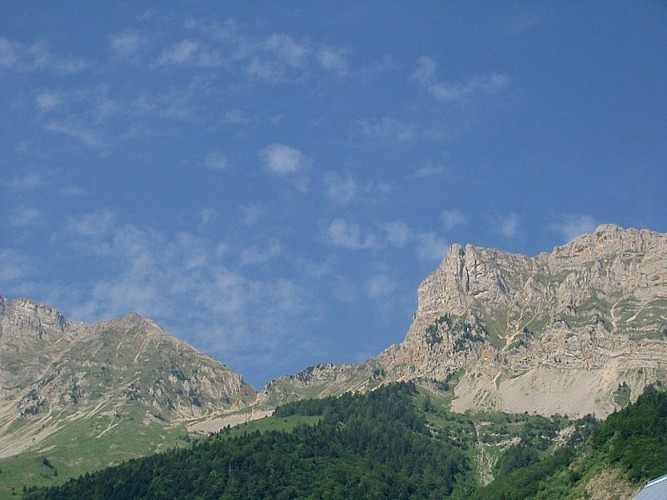 Le Pas de la Ville vu de Gresse-en-Vercors