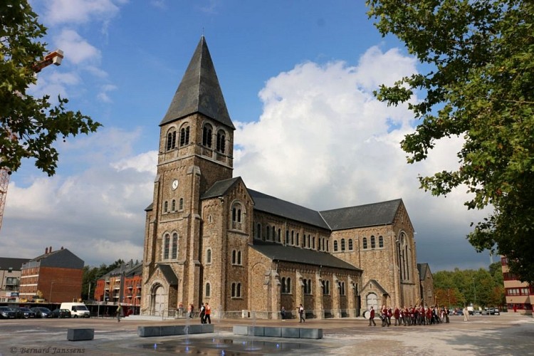 Eglise Saint Victor - Auvelais