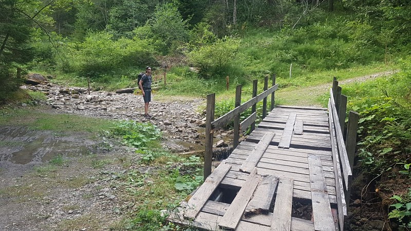 Tour pédestre de la Pointe des Mattes en 2 jours avec nuit en refuge