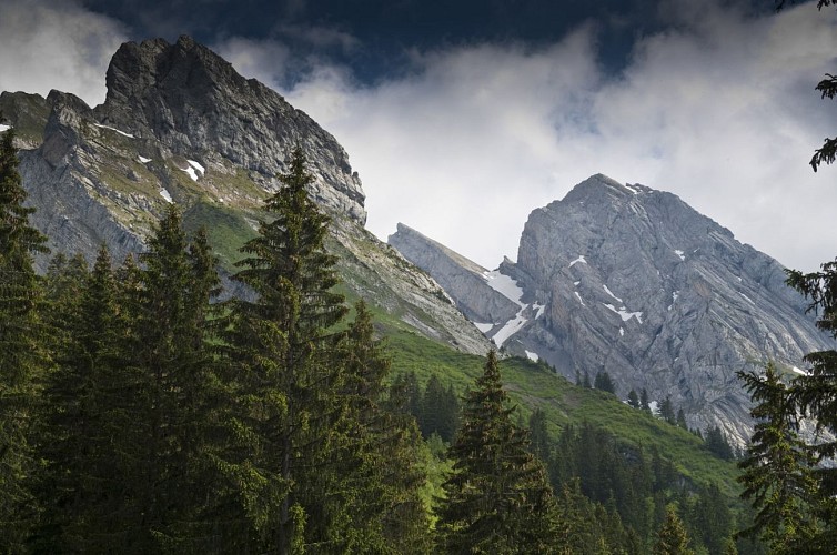 Korte wandeling naar Lac de Tardevant met overnachting in een berghut - 2 dagen
