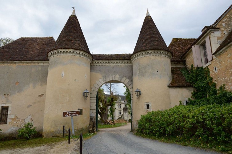 Le Porche du Château de Villeray