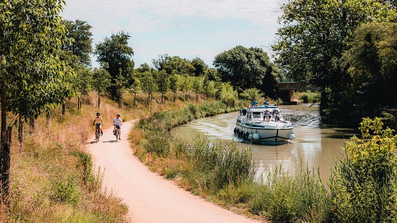 Canaldumidi©Lezbroz-Canal des 2 mers à vélo