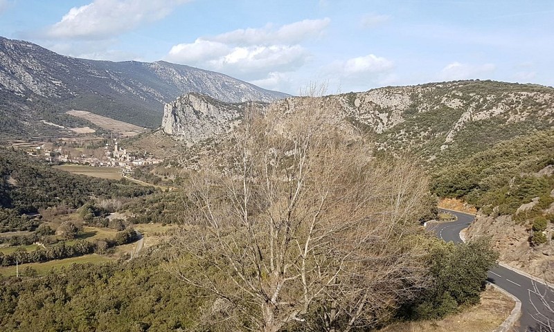 boucle-10-028-descente-sur-saint-jean-de-bueges