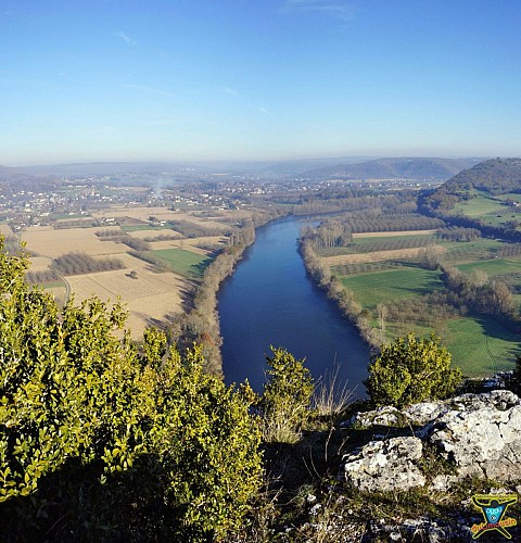 Saint-Sozy - Sentier des Roches et des Hommes - 8km - 3h00 - Lot (46)