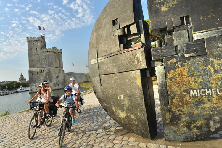 Arrivée ou départ de La Vélo Francette à La Rochelle