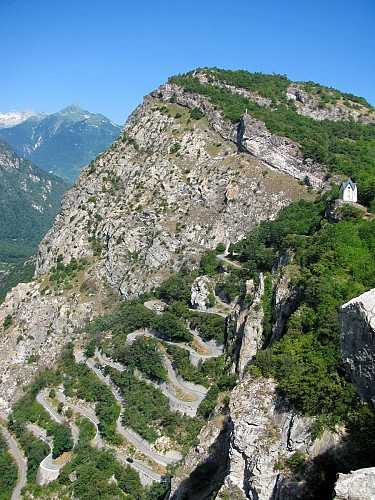 Lacets de Montvernier