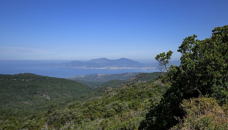 Mare è Monti Sud étape 1 - De Porticcio à Bisinao