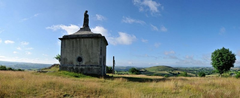 la Chapelle de Montpeyroux, point de vue panoramique