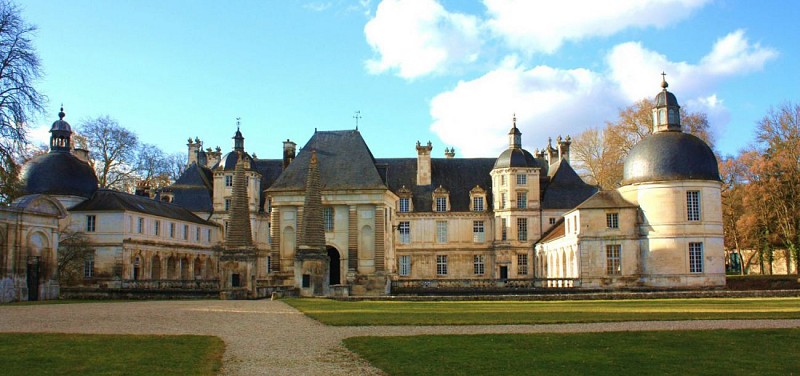 Château de Tanlay.