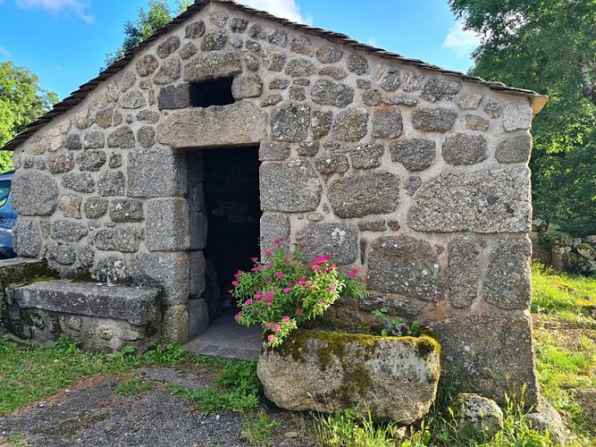 Le petit patrimoine sur le chemin, le four à pain