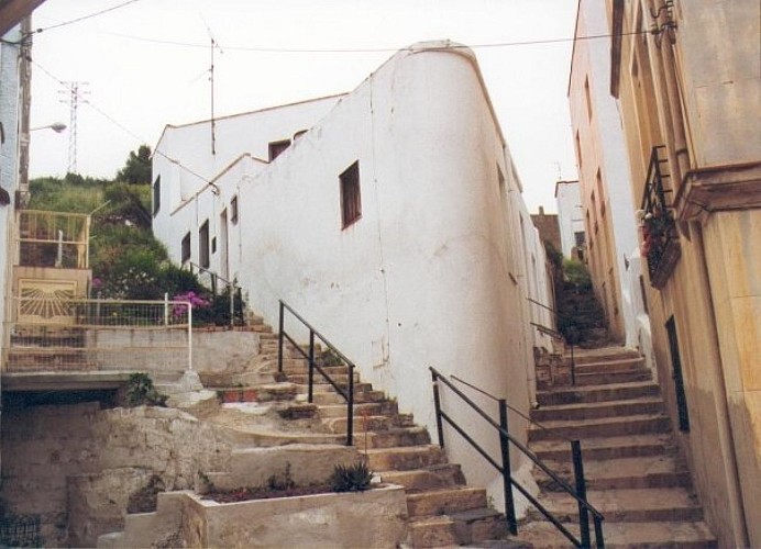 (E 12 - GR 92) De Portbou a Colera