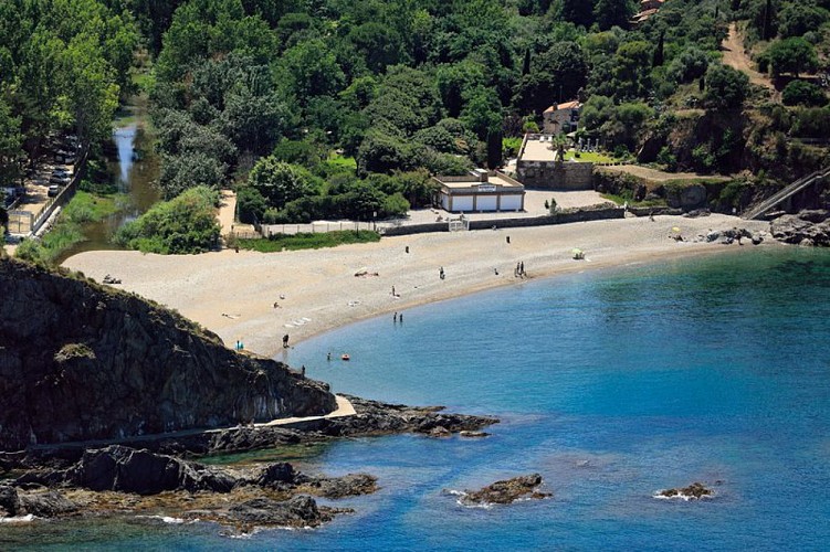 (E 12-Sentier Littoral/guide 2022) Le Racou - Office de Tourisme de Collioure