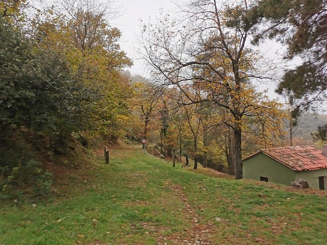 The ice well and the "Casot del guarda"