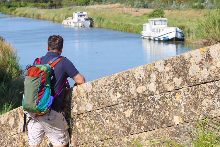 6 / Ginestas : du village au canal