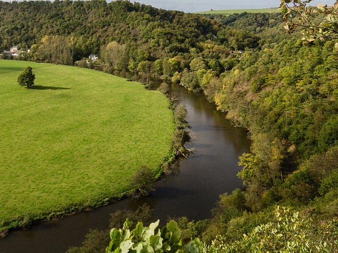 La boucle du Hom en Suisse-Normande