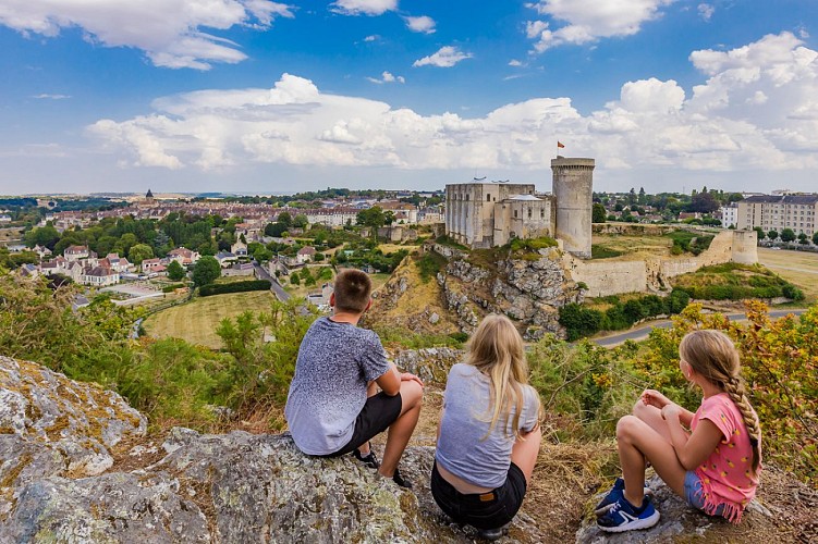 Falaise, Calvados - Normandie - Tour de la ville © Sabina Lorkin @anibasphotography