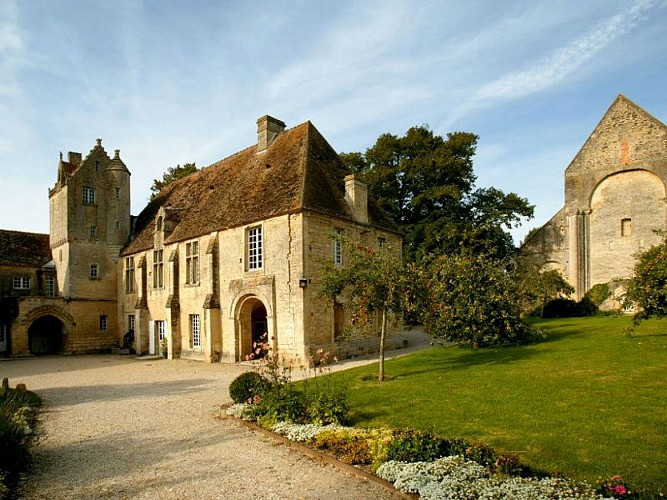 Prieuré St Gabriel Brécy