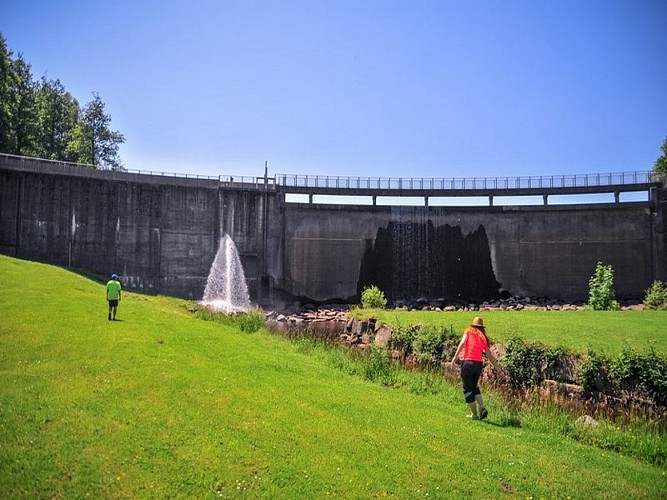 Lac de la Dathée barrage