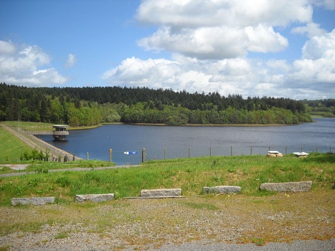 Vallée de la Dathée - route du granit 1