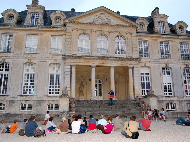 Chateau_Versainville