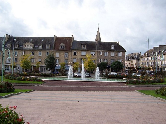 Place mairie Aunay sur Odon TIS