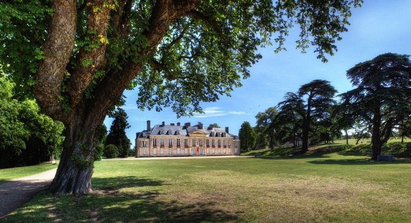 chateau_de_la_fresnaye_falaise©Jacques_Basile