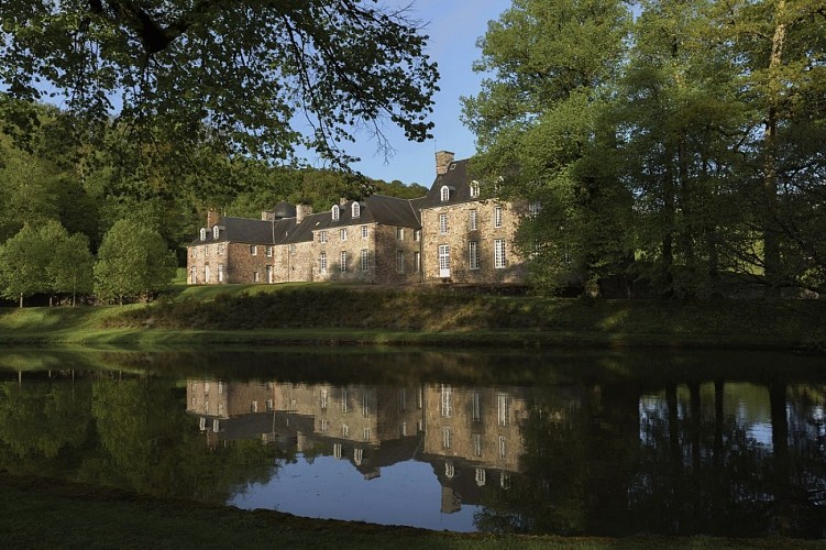 Chateau de Pontécoulant  