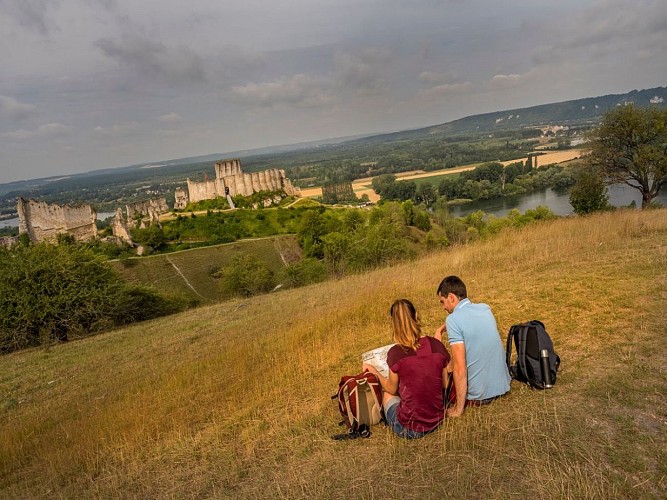 Pause avec vue sur le Château-Gaillard aux Andelys 