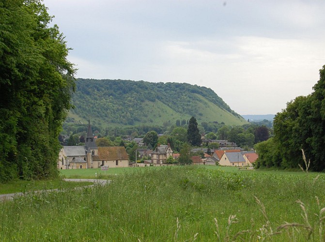 FICHE - La Colline@Jean-Claude Geuffroy 