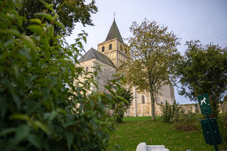 Abbaye-Cerisy-Xavier Lachenaud-Attitude Manche