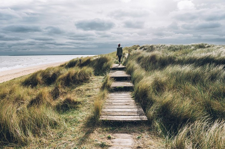 2019_Sainte_Marie_du_Mont_Utah_Beach-Maxime_Coquard_pour_Best_Jobers_Latitude_Manche.jpg-2000px