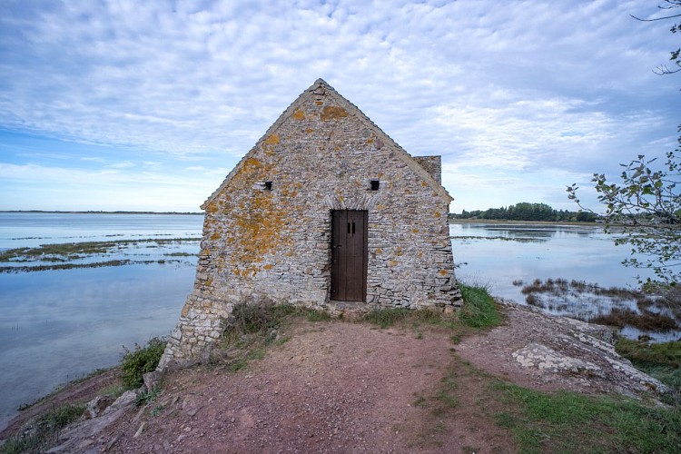 Corps-de-Garde-Saint-Germain-sur-Ay-6.jpg-2000px