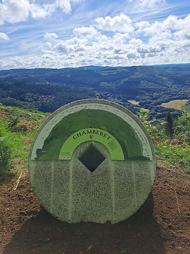 Table d'orientation Mont Ceix 2 - Chamberet © Gaël Nicon