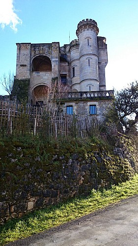 Château St Georges de Montclard