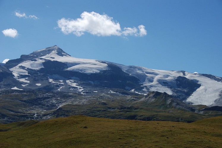 Ascent to 'Plan du Lac'