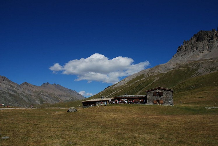 Ascent to 'Plan du Lac'