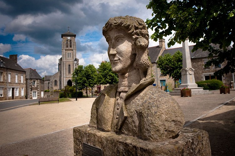 Buste Armand Tuffin de la Rouërie-Saint-Ouen-la-Rouërie-stenphoto.fr