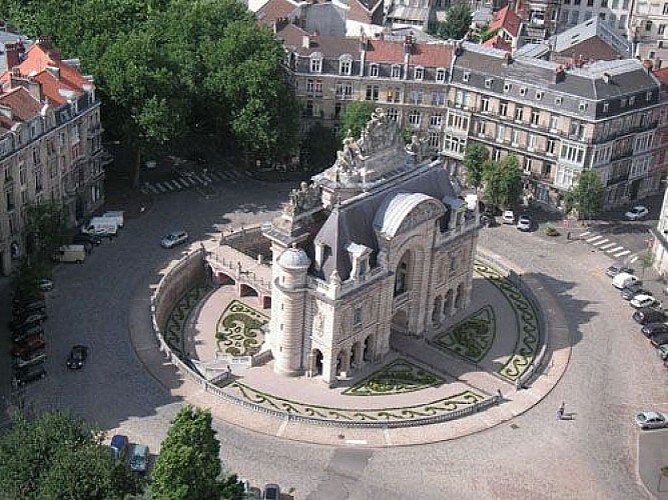 Del centro de la ciudad de Lille a Saint So