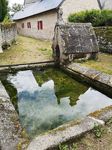Fontaine St-Georges - Tarnac © L léonard (1)