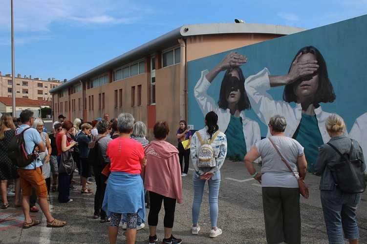 Eloise Gillow "Cinq Manières de ne pas voir"