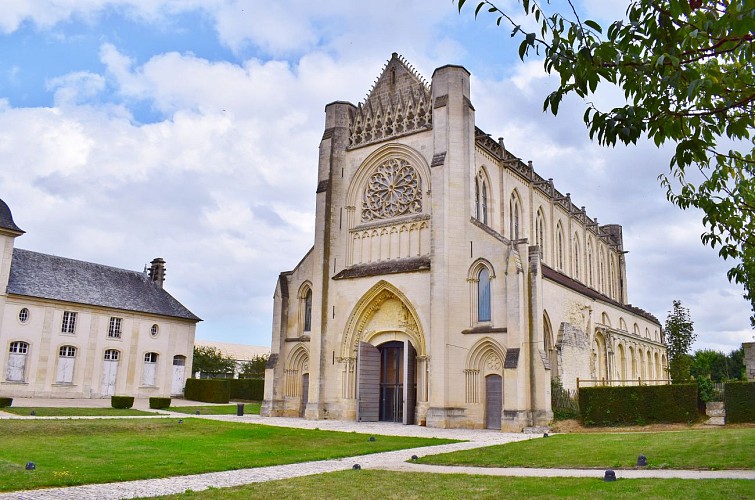 294686-Abbaye_d_Ardenne_-_IMEC-Caen_la_mer_Tourisme___Alix_JONET