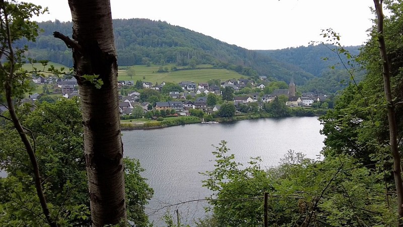 ça roule ? Monschau - Rursee, une balade,qui sent bon les vacances !