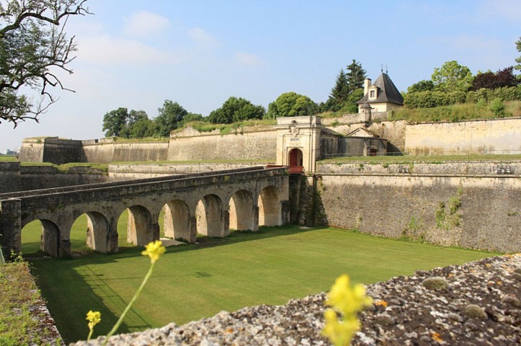 Citadelle--Blaye-Unesco-porte-royale-800x600---credit-Blaye-Tourisme