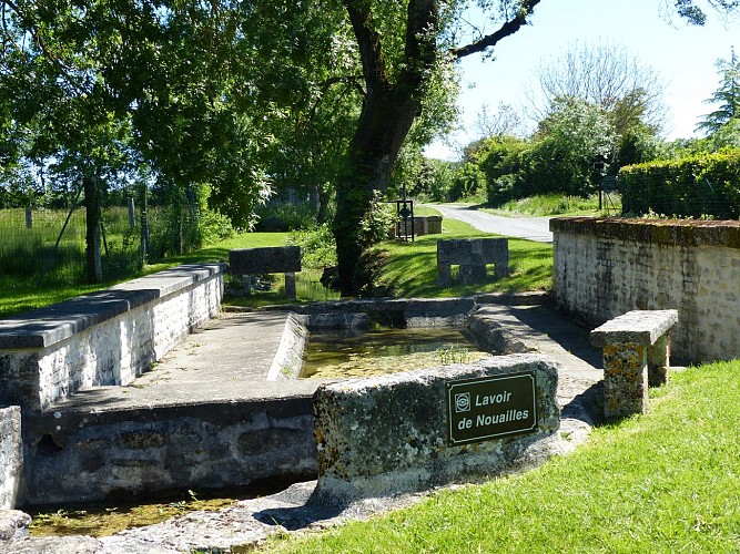 Lavoir de Nouailles - Anais