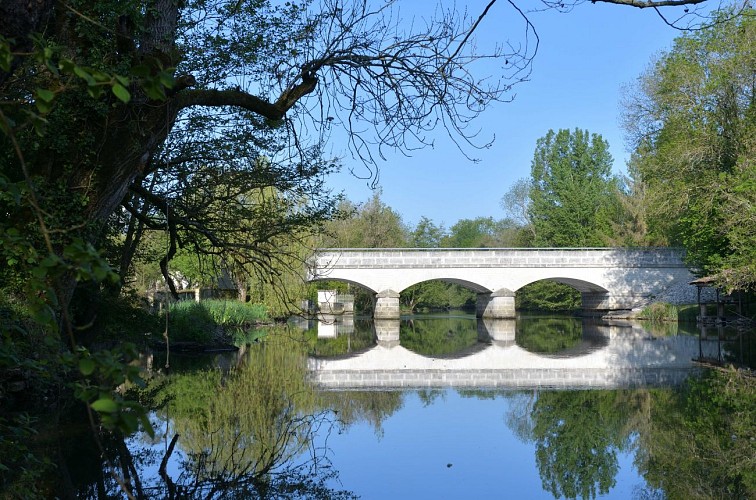 Pont Aunac