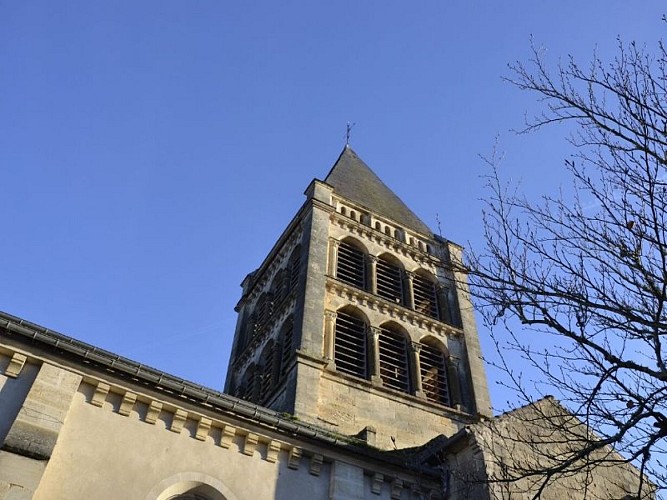 eglise aillas