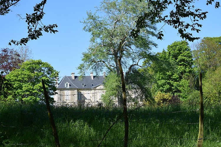 Chateau-de-Livry-TIS