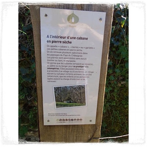 Borne-sentier-de-Lea-Besse