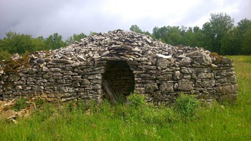 cabane en pierre